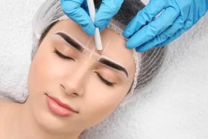 Les différences entre le microblading et le microshading à paris