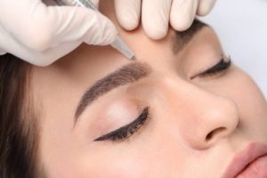 Microblading à paris : des sourcils parfaits sans effort