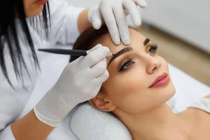 Microblading à paris : pourquoi privilégier les salons spécialisés